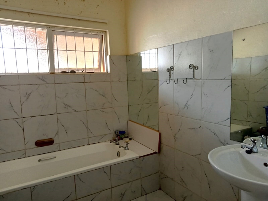 3 Bedroom Property for Sale in Greenfields Eastern Cape